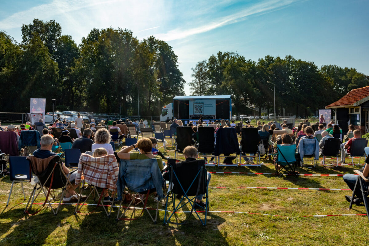 De eerste bijeenkomst van Mozaiek0548 in de openlucht, september 2021