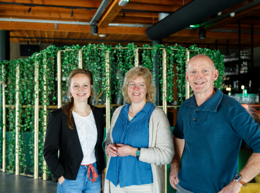 Ilse Gerritsen Mulkes, Frea Reefhuis en Dick Reefhuis van Ministry en Care Mozaiek0548